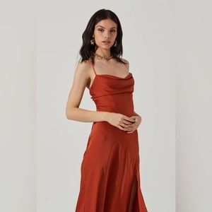 ASTR the Label - GAIA MIDI DRESS | Color: Rust | Size: S